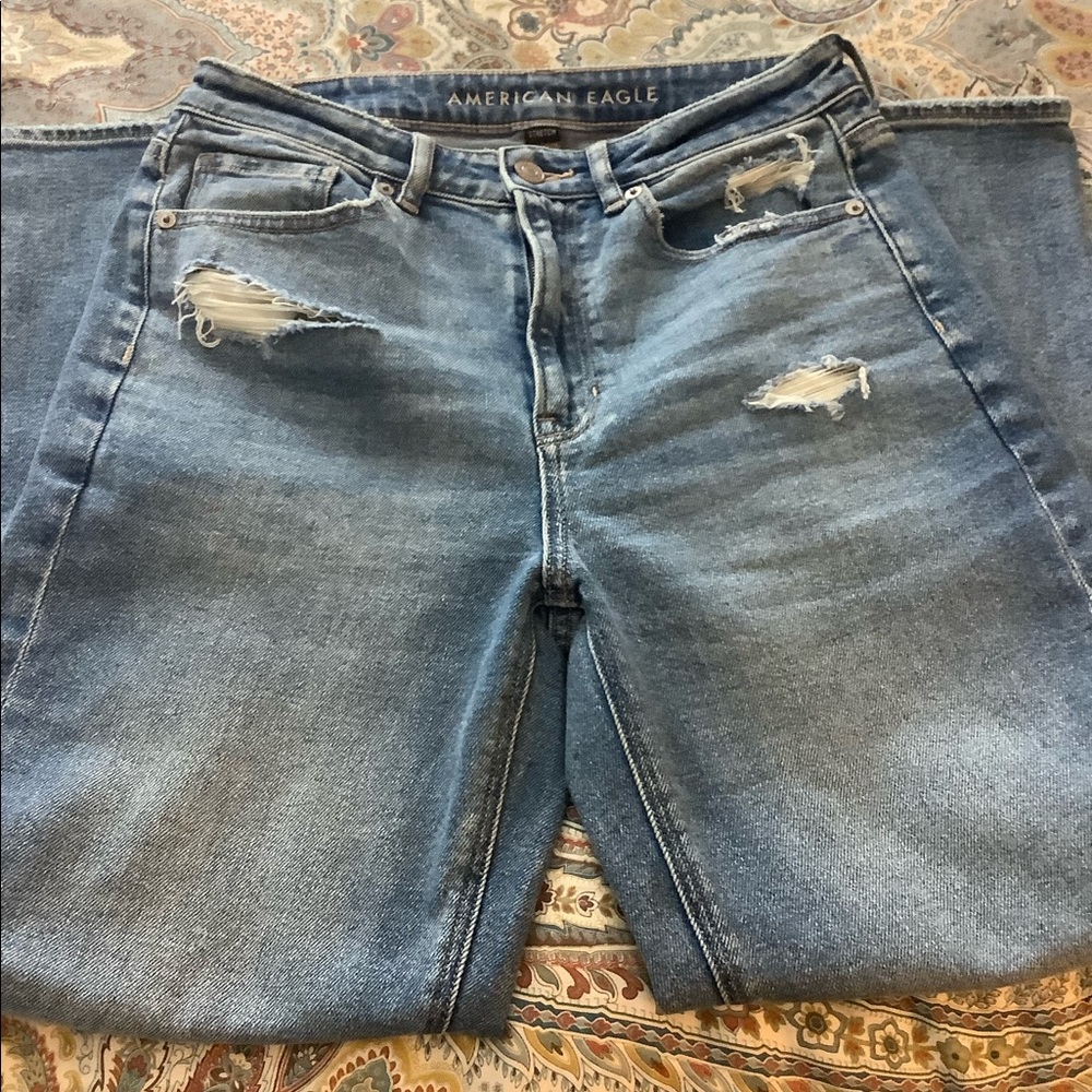 American Eagle Mom Straight Jean